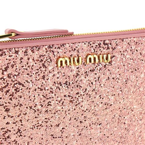 miu miu pochette rosa